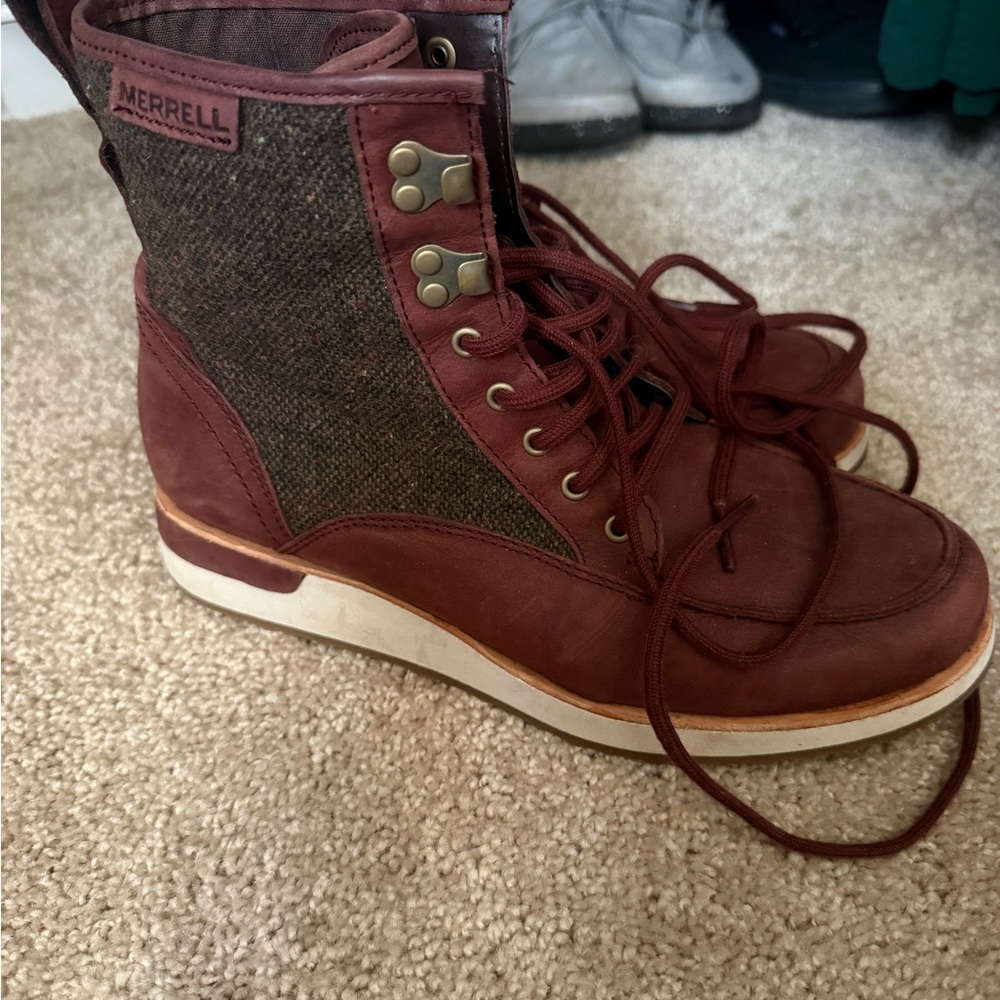 Merrell Women's Burgundy Lace Up Boots